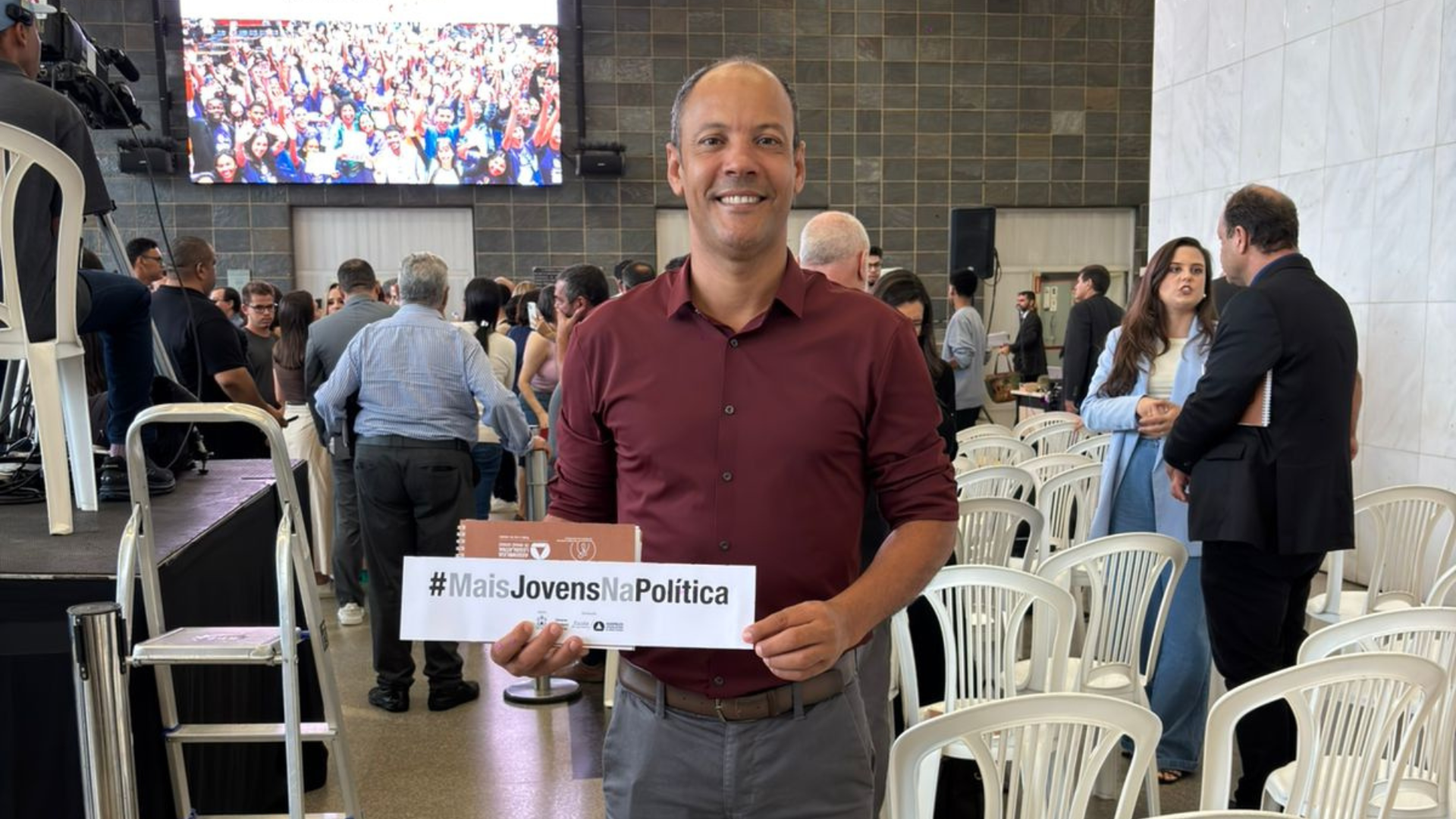 Santana de Pirapama marca presença no lançamento do Parlamento Jovem de Minas 2026